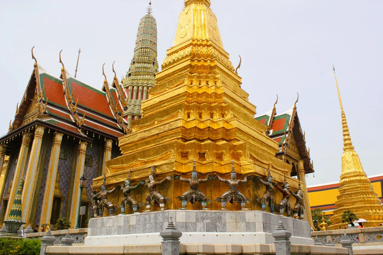 Stunning view of the golden architecture of Wat Phra Kaew, a famous Bangkok temple.